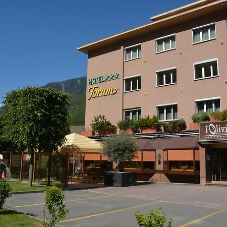 Hotel Forum Martigny Bagian luar foto