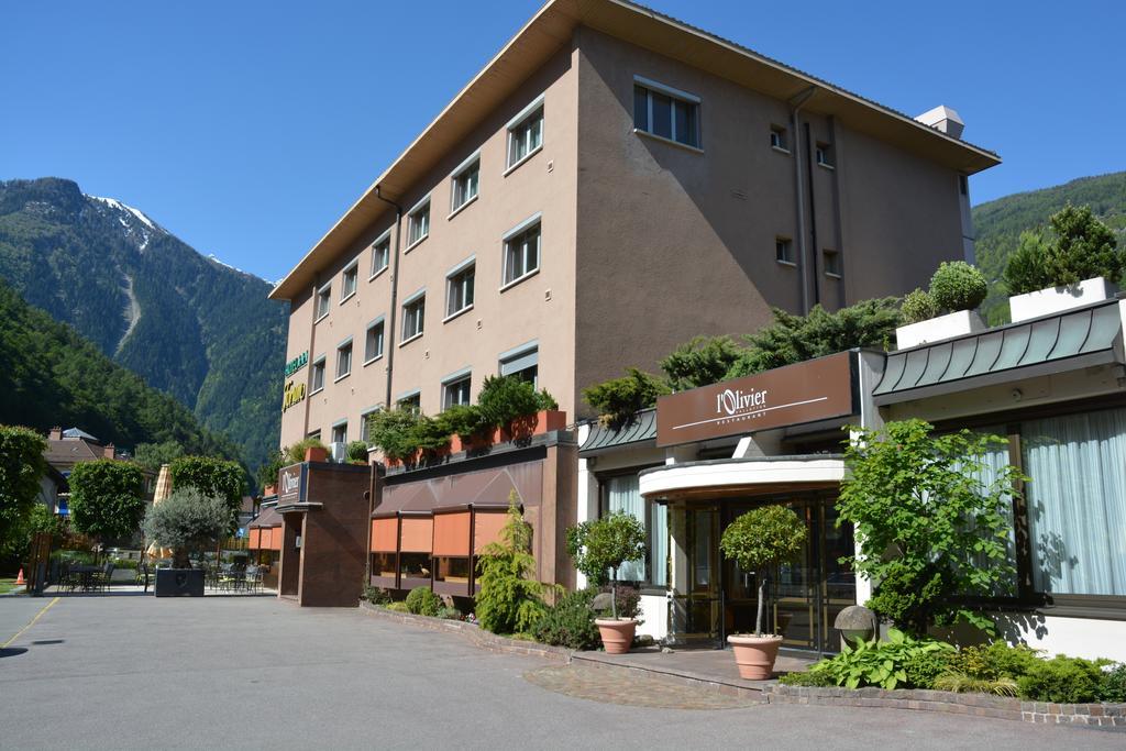 Hotel Forum Martigny Bagian luar foto