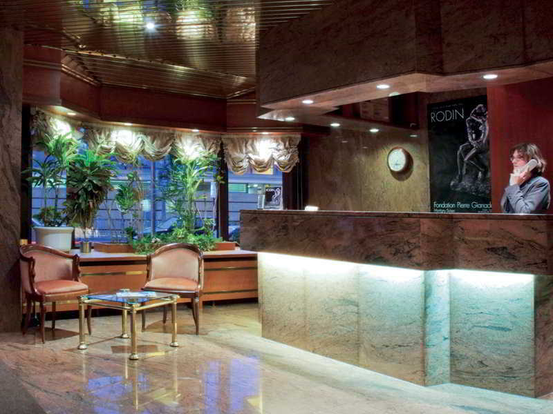 Hotel Forum Martigny Bagian luar foto